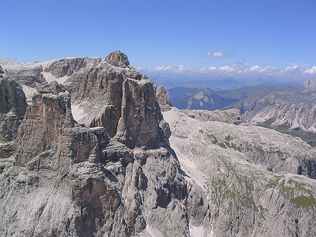 Stanci de dolomita la val badia foto